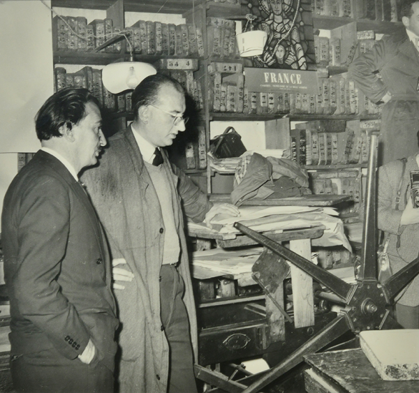 andre-micheau_salvador-dali-en-el-taller-de-mourlot
