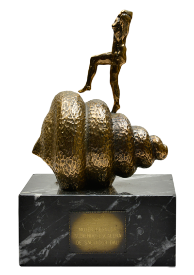 salvador-dali_mujer-desnuda-subiendo-escalera